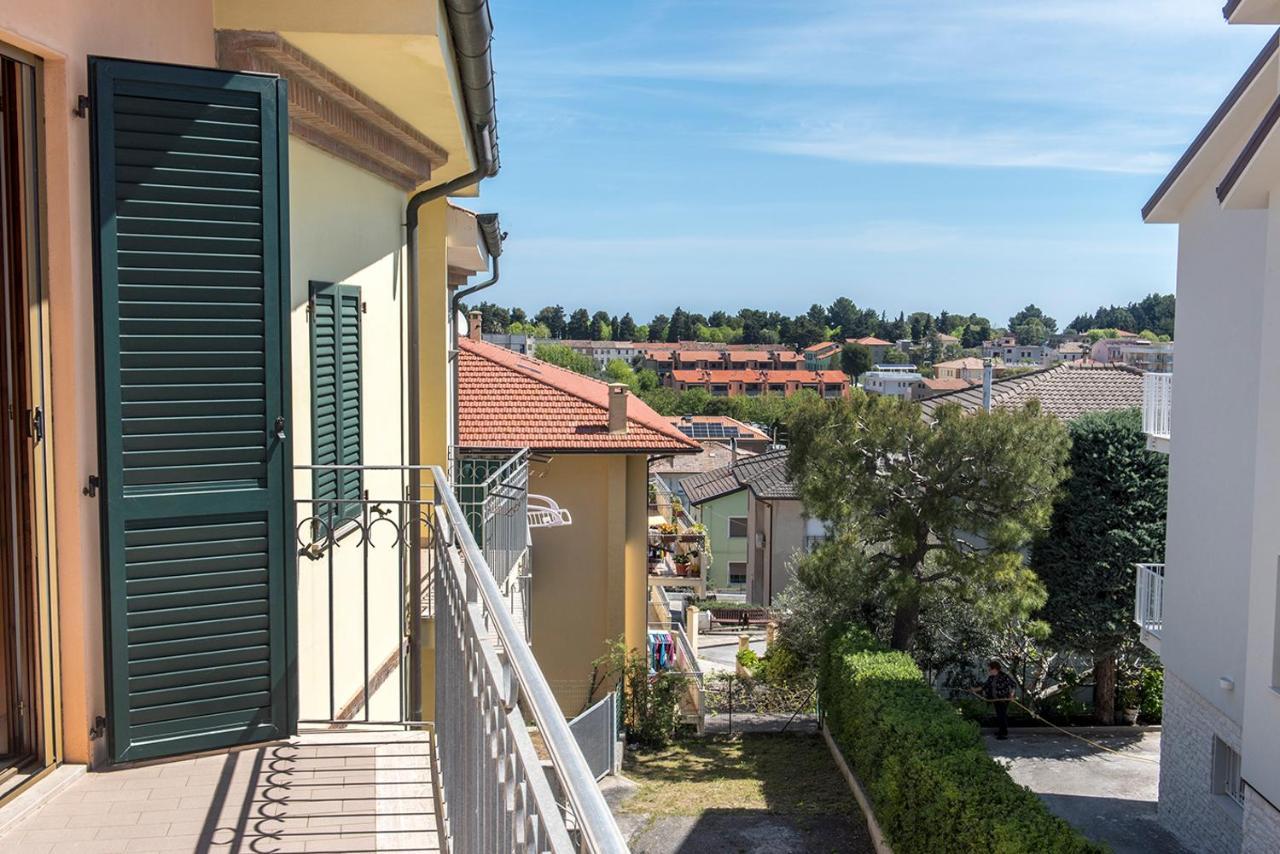 S130 - Sirolo, Deliziosa Villetta Con Terrazzo 外观 照片